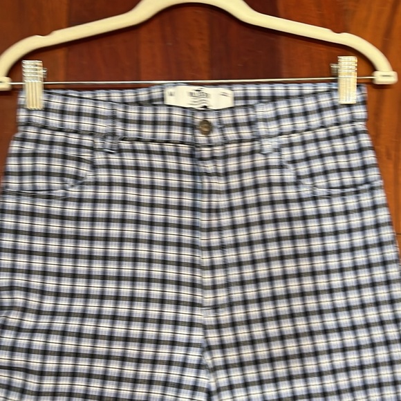 Pants - Picture 2 of 5